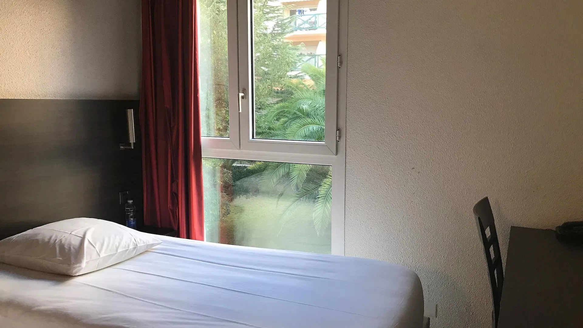 Hotel Akena Biarritz - Grande Plage 3*,  France