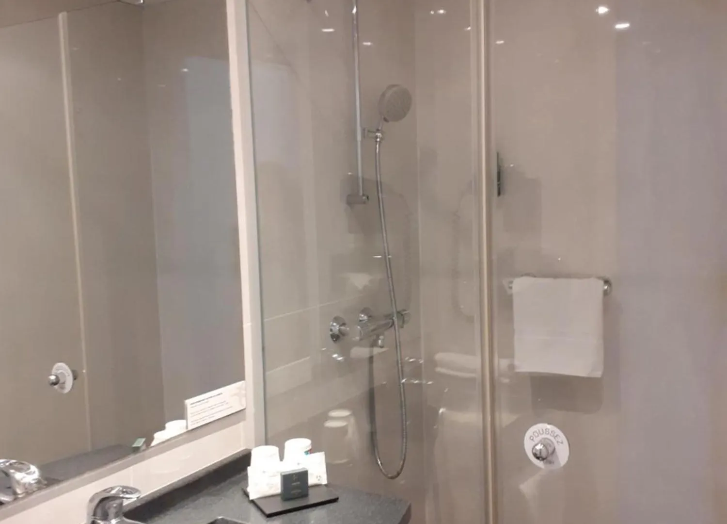 Hotel Akena Biarritz - Grande Plage 3*,  France