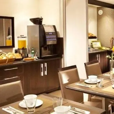 Hotel Akena Biarritz - Grande Plage 3*,